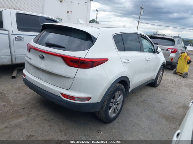 KIA Sportage Lx 2018 KNDPM3AC7J7325542 Image 4