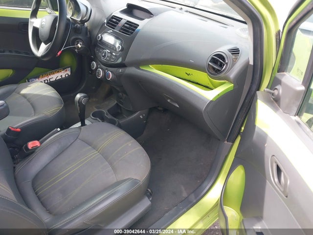 Chevrolet Spark Ls Auto 2014 KL8CB6S9XEC402337 Image 5