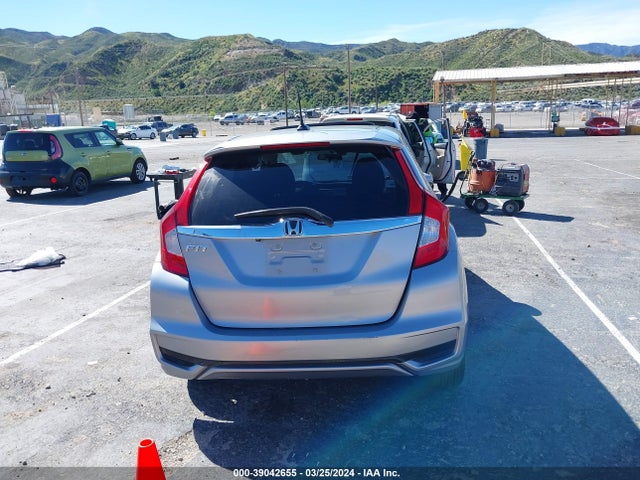 Honda FIT EX 2019 3HGGK5H86KM717665 Image 16