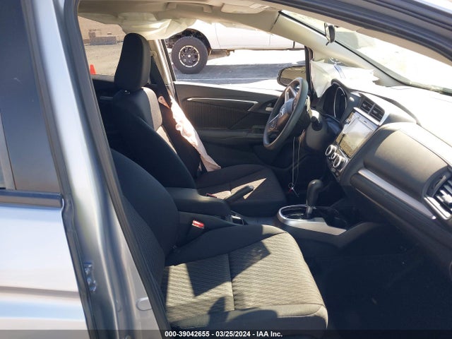 Honda FIT EX 2019 3HGGK5H86KM717665 Image 5