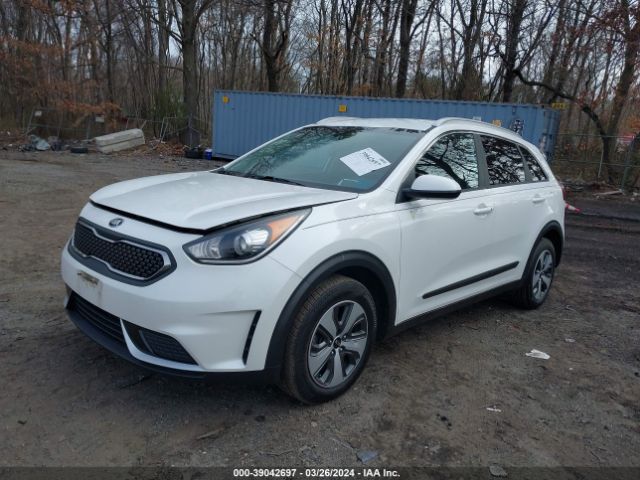 KNDCB3LC8H5032658 KIA NIRO LX