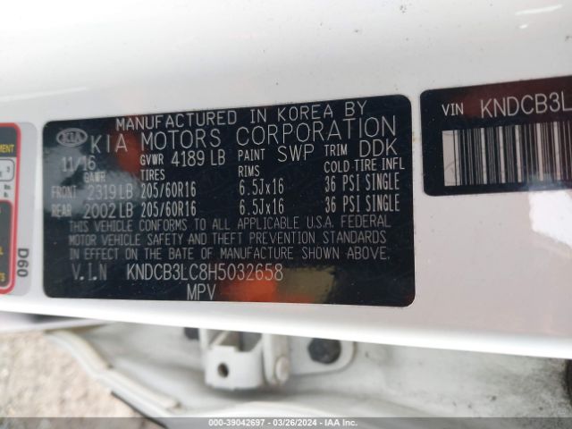 KNDCB3LC8H5032658 KIA NIRO LX