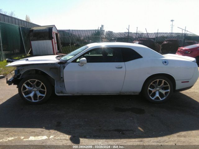 2C3CDZBG9FH901229 Dodge Challenger Sxt Plus