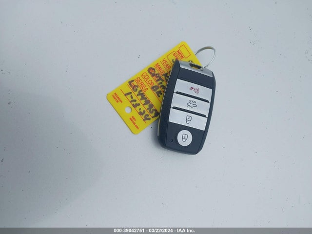 KIA Optima S 2020 5XXGT4L32LG449959 Image 11