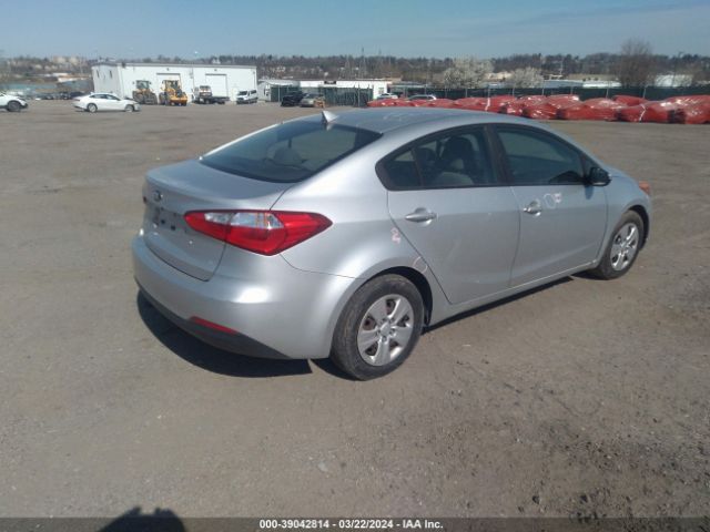 KNAFK4A63F5313602 KIA FORTE LX