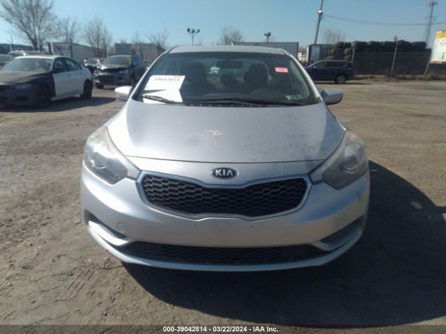 KNAFK4A63F5313602 KIA FORTE LX