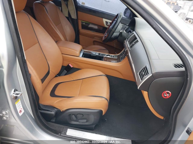 2012 JAGUAR XF SAJWA0HBXCLS41145 Photo 4