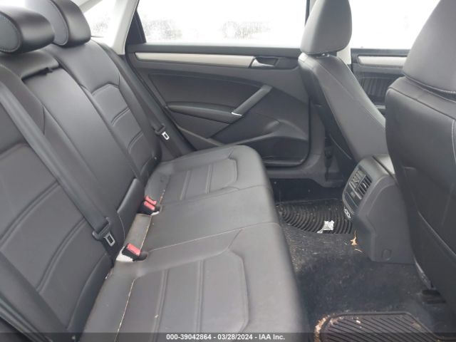 1VWSA7A36NC002037 Volkswagen Passat 2.0t Se
