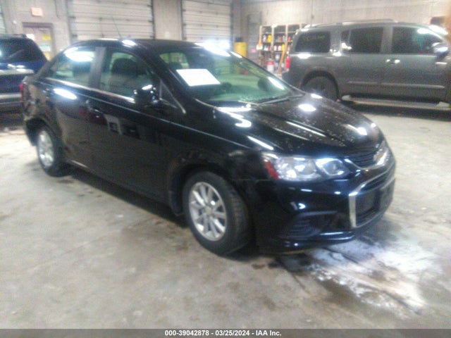 Chevrolet Sonic Lt Auto 2018 1G1JD5SH7J4100253 zdjęcie główne
