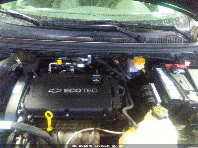 Chevrolet Sonic Lt Auto 2018 1G1JD5SH7J4100253 Image 10