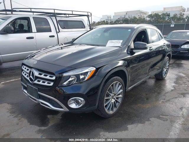 Mercedes-Benz GLA 250 2018 WDCTG4EB8JJ480384 Image 2