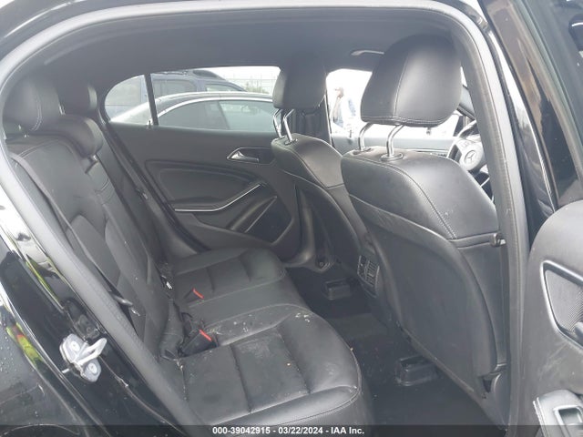 Mercedes-Benz GLA 250 2018 WDCTG4EB8JJ480384 Image 8