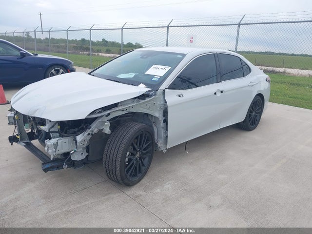 Toyota CAMRY XSE 2022 4T1K61AK3NU030778 Image 2