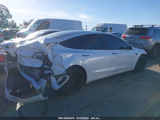 Tesla Model 3 Rear-wheel Drive 2023 5YJ3E1EA6PF401912 Image 4