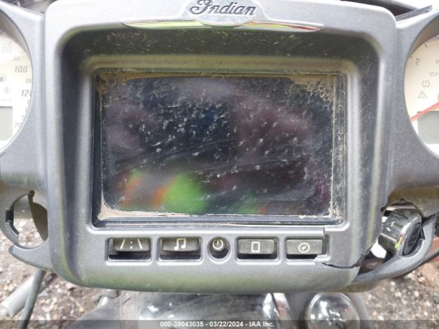 2019 INDIAN MOTORCYCLE CO. ROADMASTER 56KTRAAA0K3369887 Photo 6