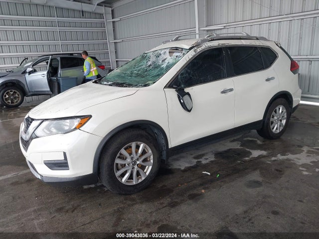 Nissan ROGUE SV 2019 JN8AT2MTXKW259532 Image 2