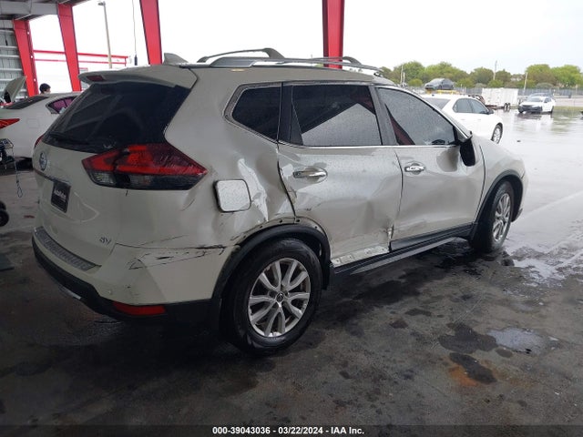 Nissan ROGUE SV 2019 JN8AT2MTXKW259532 Image 4