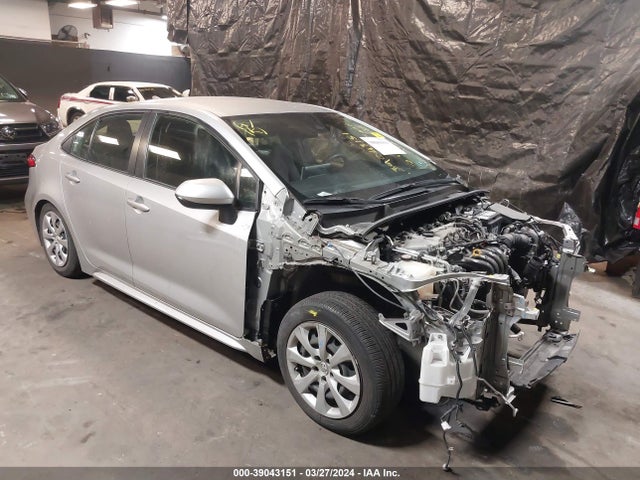 Toyota COROLLA LE 2021 JTDEPMAEXMJ147414 main image