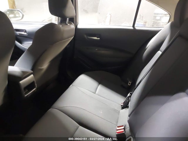 Toyota COROLLA LE 2021 JTDEPMAEXMJ147414 Image 8