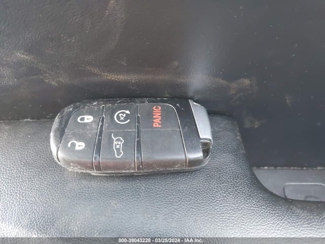 1C4RJFBG2HC858114 Jeep Grand Cherokee Limited