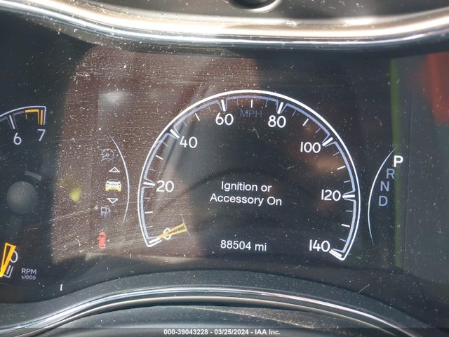 1C4RJFBG2HC858114 Jeep Grand Cherokee Limited