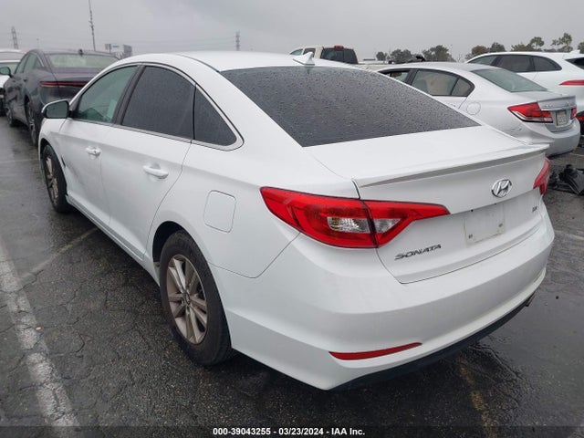 Hyundai SONATA ECO 2016 5NPE24AA8GH424148 Image 3