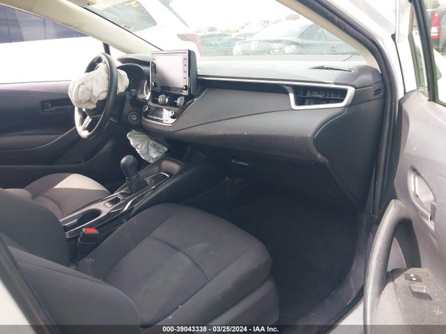 Toyota COROLLA LE 2022 JTDEPMAEXNJ198543 Image 5