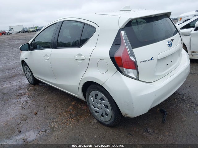 Toyota PRIUS C 2016 JTDKDTB36G1132772 Image 3