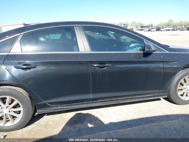 Hyundai SONATA SE 2019 5NPE24AF1KH769266 Image 13