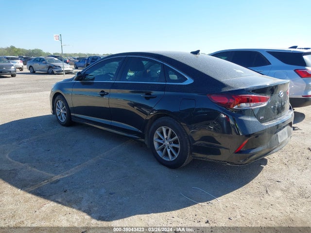 Hyundai SONATA SE 2019 5NPE24AF1KH769266 Image 3
