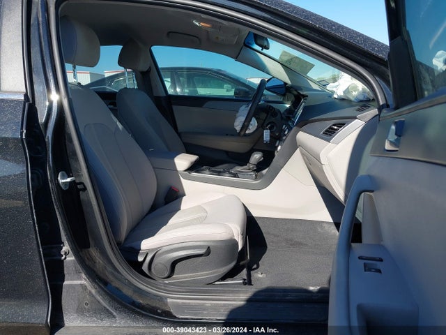 Hyundai SONATA SE 2019 5NPE24AF1KH769266 Image 5