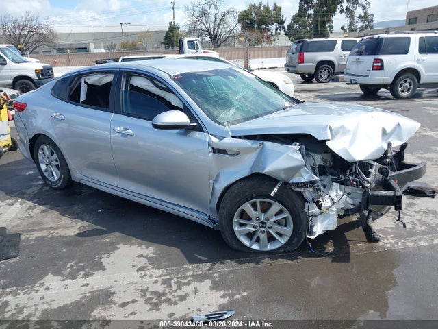 KIA Optima Lx 2018 5XXGT4L32JG236216 Image 1