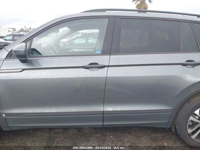 3VV1B7AX2NM123209 Volkswagen Tiguan 2.0t S