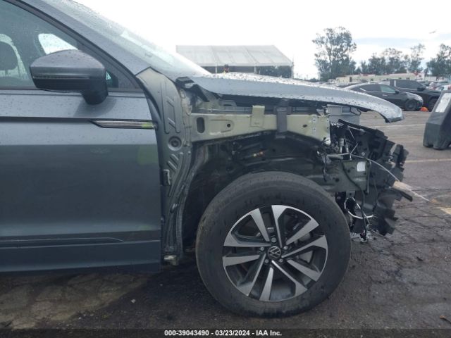 3VV1B7AX2NM123209 Volkswagen Tiguan 2.0t S
