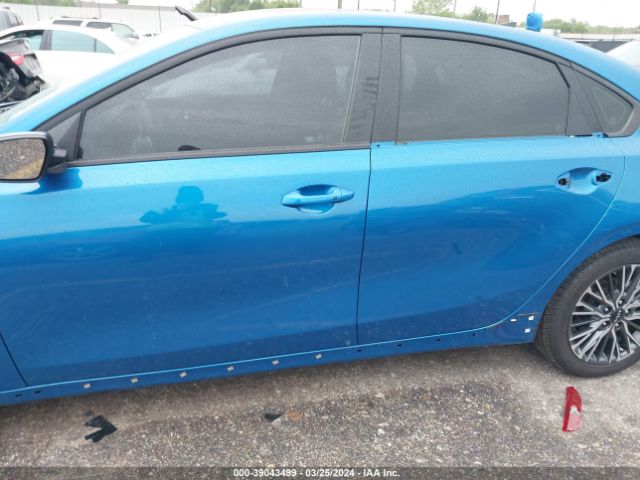3KPF54AD9RE727968 KIA Forte Gt-line
