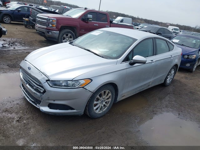 Ford FUSION S 2016 3FA6P0G7XGR212882 Image 2