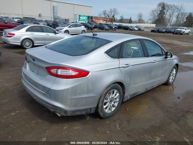 Ford FUSION S 2016 3FA6P0G7XGR212882 Image 4