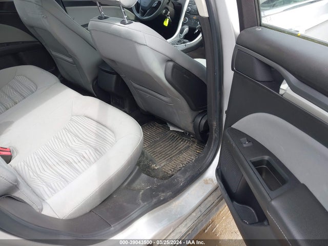 Ford FUSION S 2016 3FA6P0G7XGR212882 Image 8