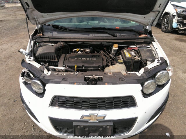 Chevrolet Sonic Lt Auto 2014 1G1JC6SH3E4234577 Image 10