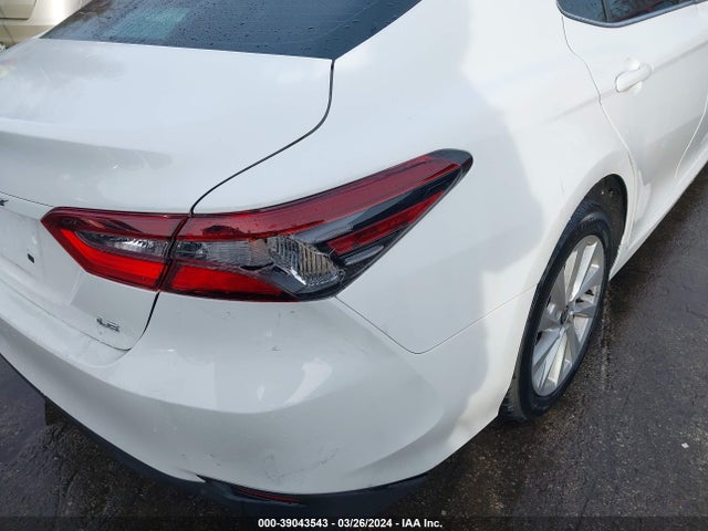 Toyota CAMRY LE 2021 4T1C11AK6MU616022 Image 20