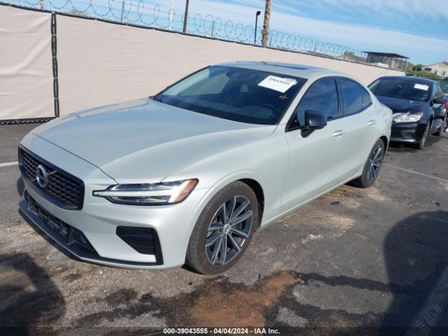 7JRL12TZ2NG189279 Volvo S60 B5 Black Edition Momentum/b5 Inscription/b5 Momentum