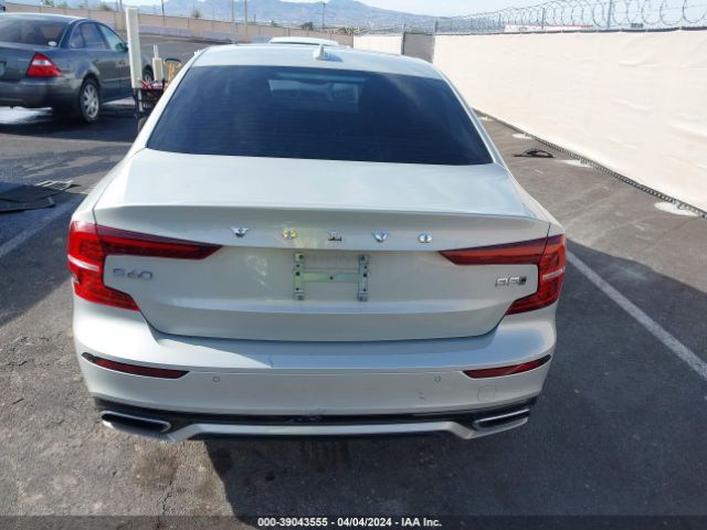 7JRL12TZ2NG189279 Volvo S60 B5 Black Edition Momentum/b5 Inscription/b5 Momentum