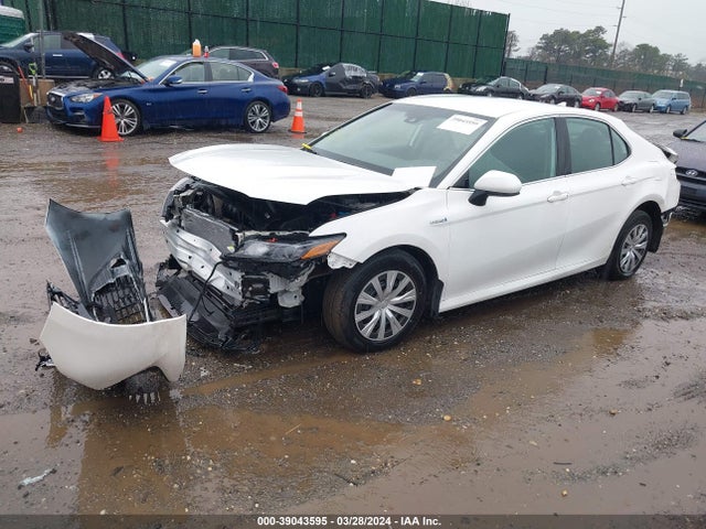 Toyota Camry Le Hybrid 2020 4T1C31AKXLU520189 Image 2