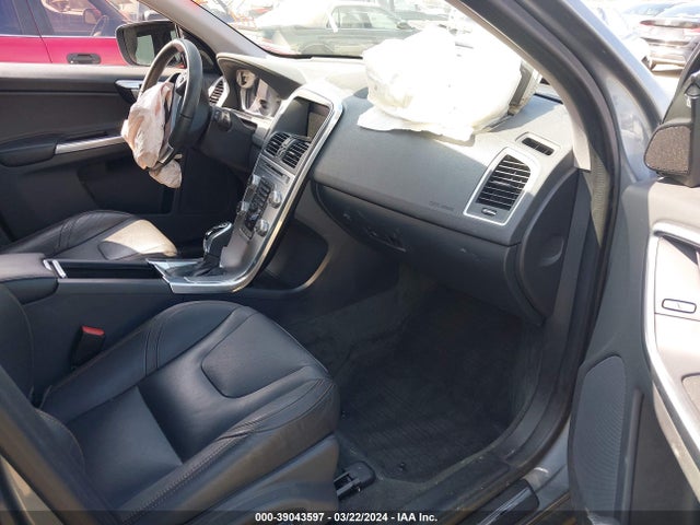 Volvo Xc60 T5 Dynamic 2017 YV440MDR3H2159240 Image 5