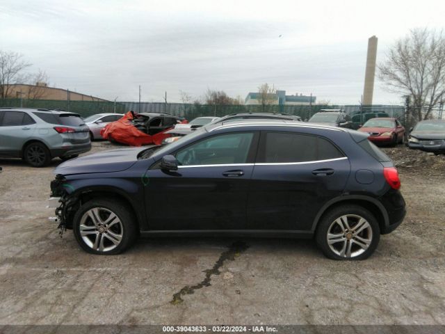 WDCTG4GB7HJ318785 Mercedes-Benz Gla 250 4matic