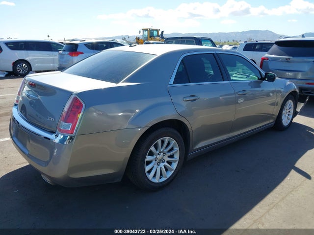 Chrysler 300 2014 2C3CCAAG5EH164941 Image 4
