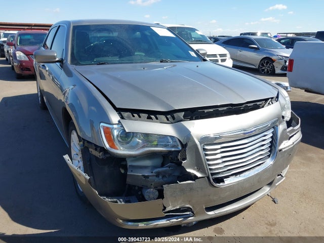 Chrysler 300 2014 2C3CCAAG5EH164941 Image 6