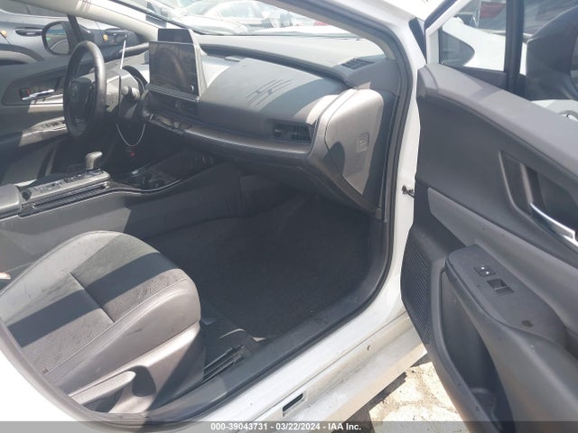 Toyota PRIUS XLE 2023 JTDACAAU2P3003509 Image 5