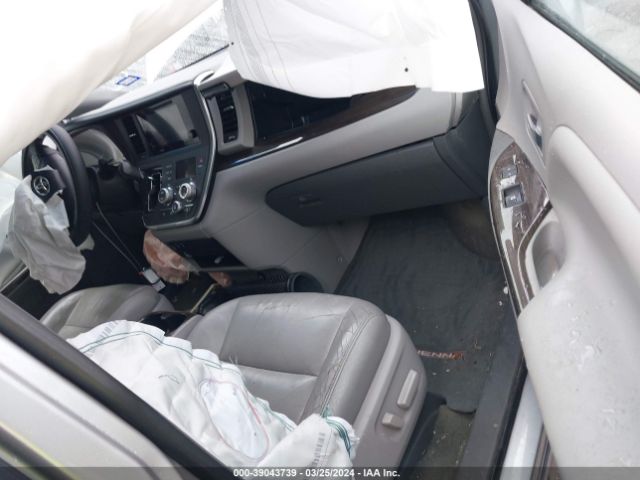 5TDYK3DC8GS758422 Toyota Sienna Xle/limited