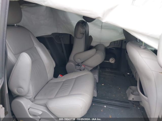 5TDYK3DC8GS758422 Toyota Sienna Xle/limited